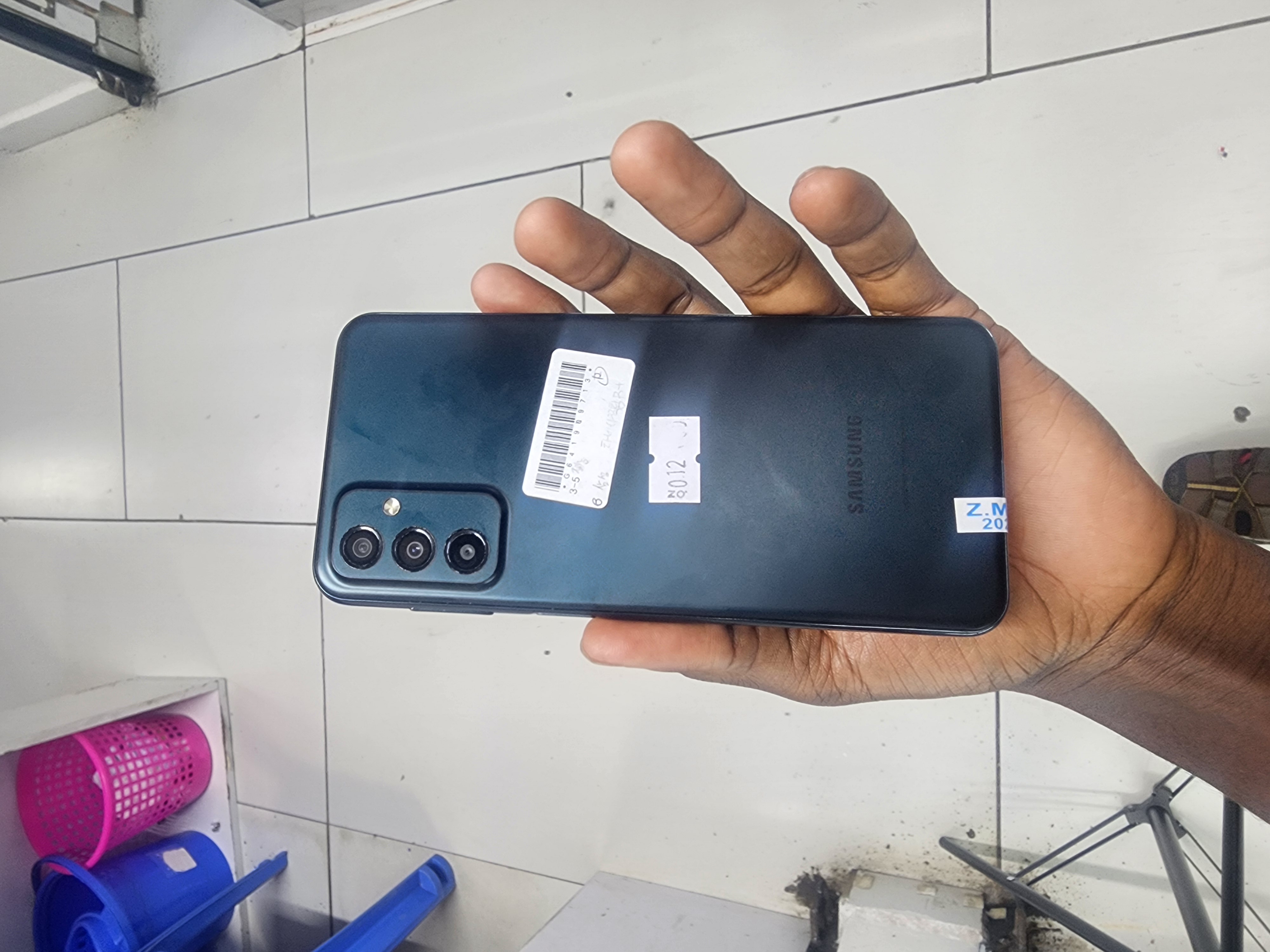 Image 2 of Samsung  Galaxy Buddy 2