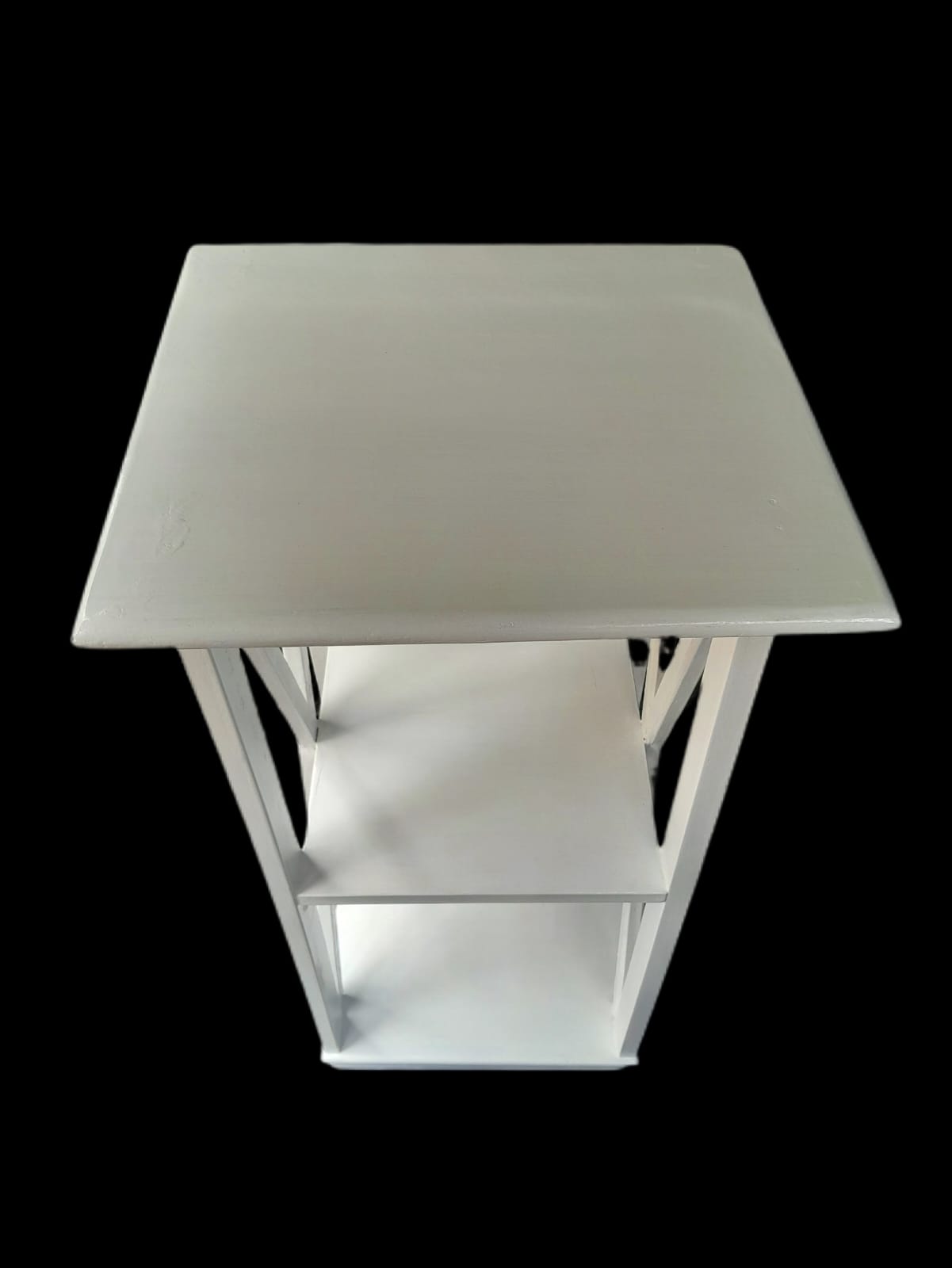 Modern side stand. Available in all designs