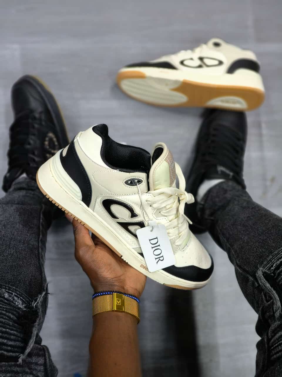 Thumbnail of Christian dior b57 4