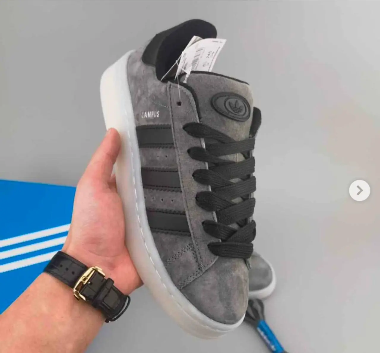 Adidas campus