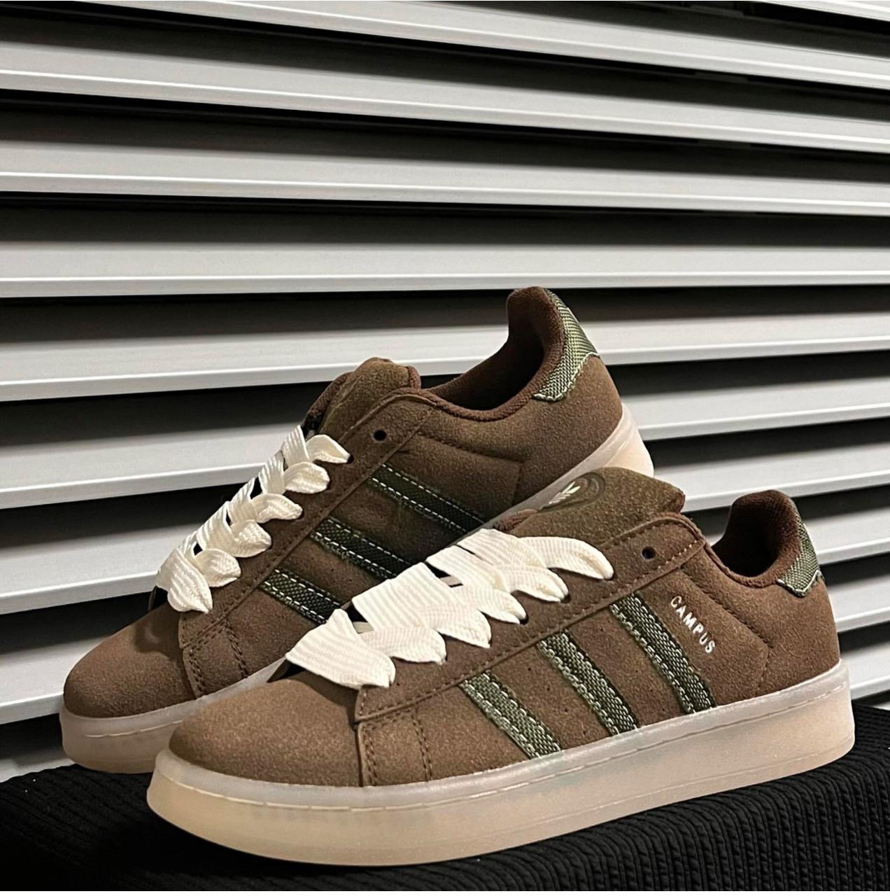 Thumbnail of Adidas campus 4