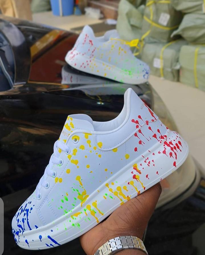 Thumbnail of Alexander m@queen 4