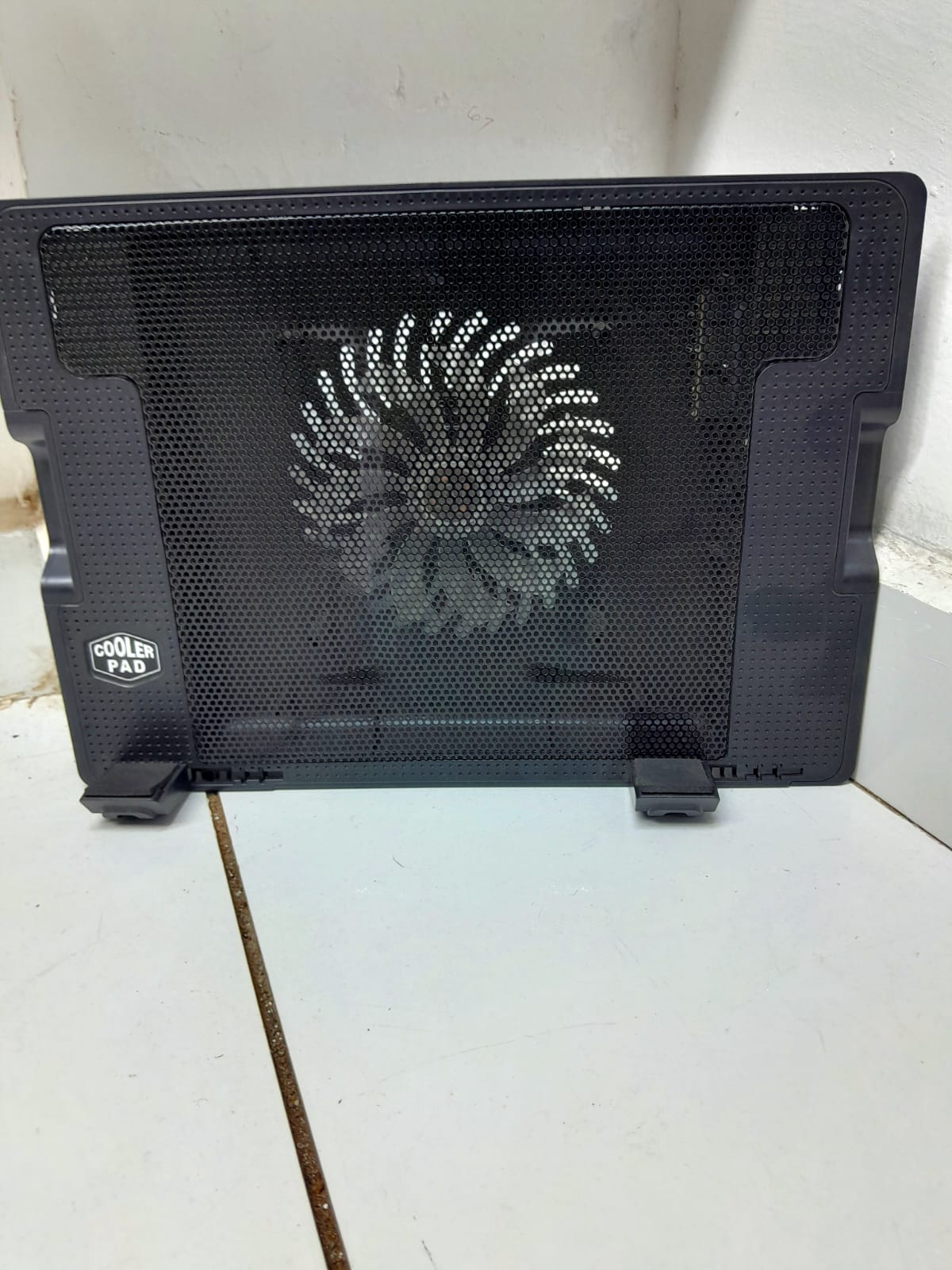 Image 3 of Laptop stand