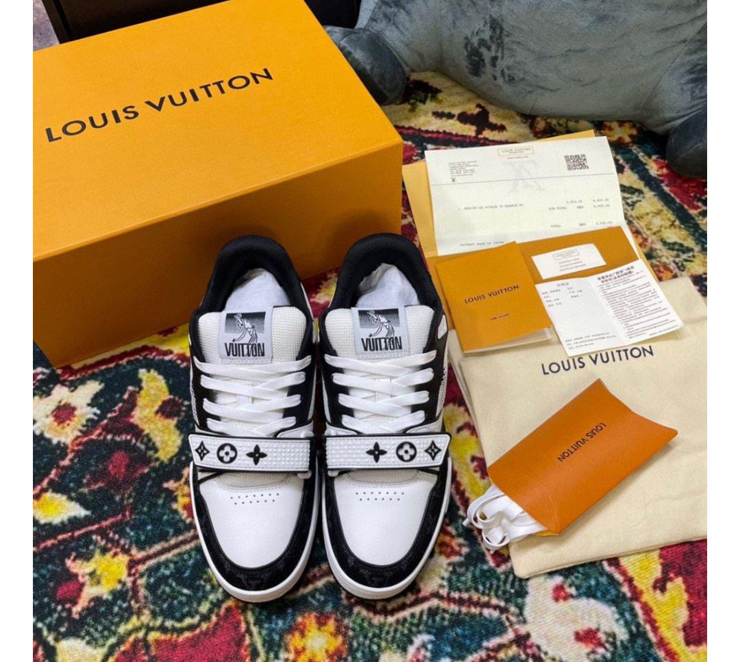 Thumbnail of Louis vuitton 2