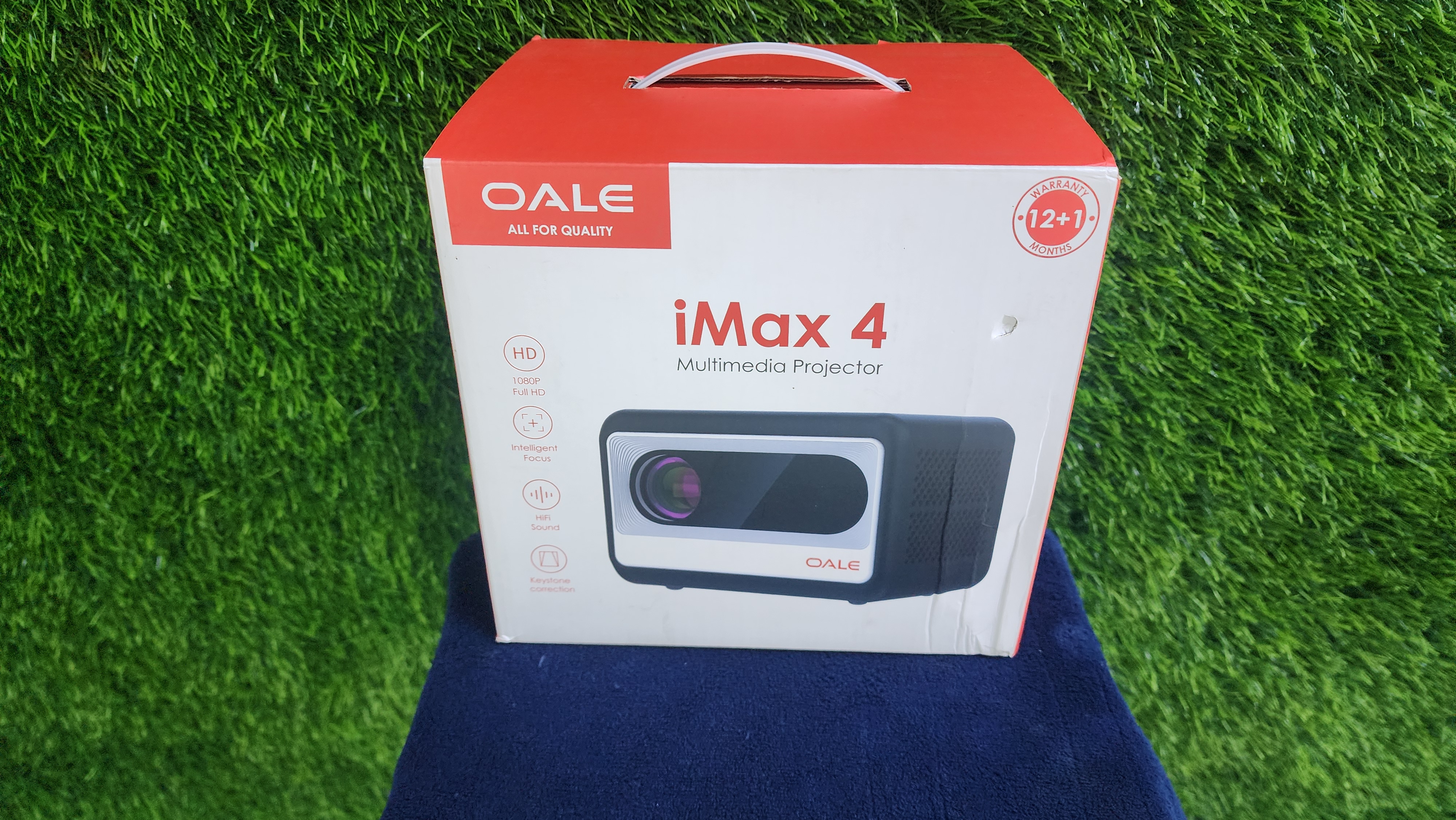 Image 3 of OAle imax  Projector